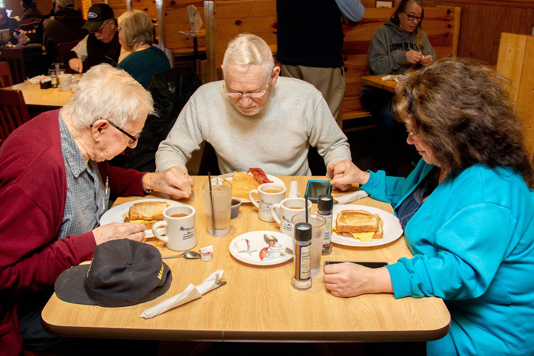 Tabiat Ana bir yumruktur