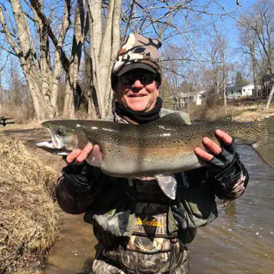 Legendary radio voice Tony Gates returns to the airwaves, this time on 106.3 WGLM