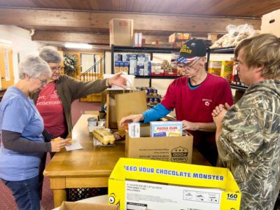 Local food pantries rally to meet surging demand